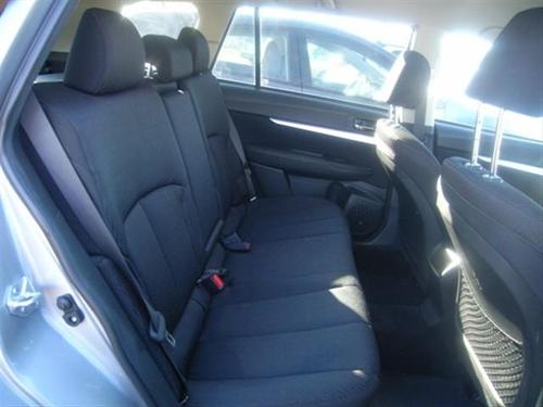 Subaru Outback 2010 photo 4