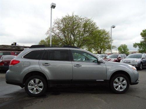 Subaru Outback 2010 photo 1