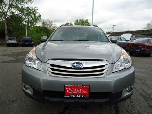 Subaru Outback 2010 photo 4
