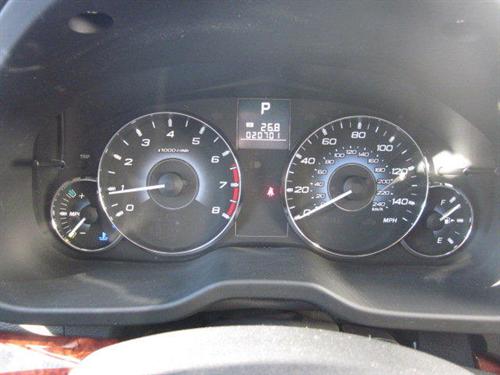 Subaru Outback 2010 photo 2