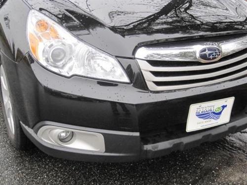 Subaru Outback 2010 photo 1