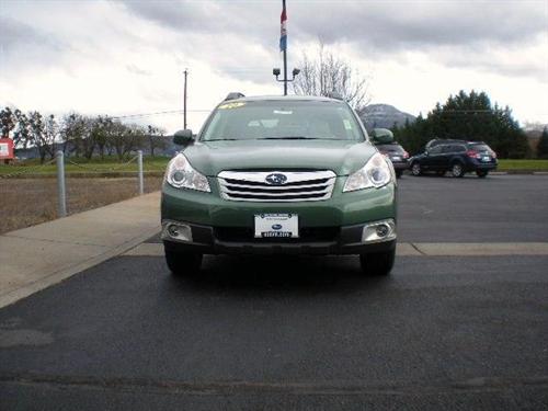 Subaru Outback 2010 photo 1