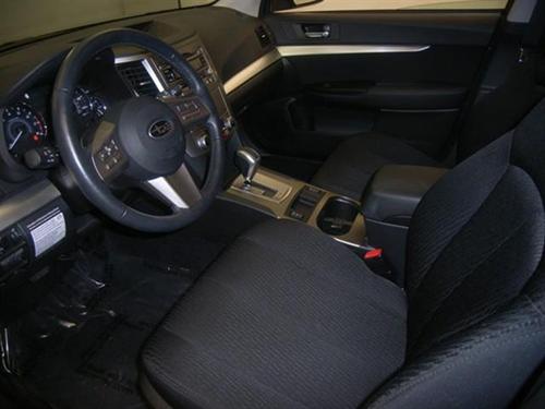 Subaru Outback 2010 photo 4