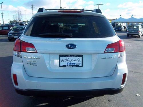 Subaru Outback 2010 photo 4