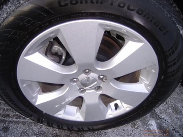 Subaru Outback 2010 photo 3