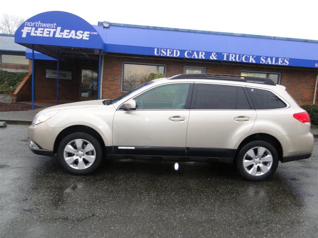 Subaru Outback 2010 photo 1
