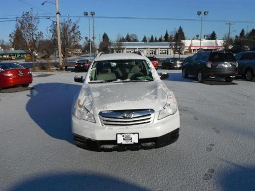 Subaru Outback 2010 photo 1