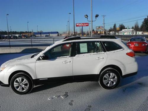 Subaru Outback 2010 photo 2