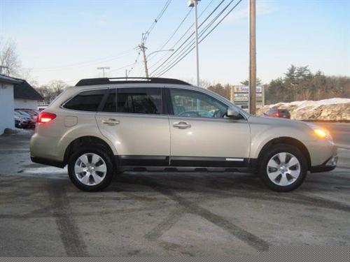 Subaru Outback 2010 photo 3