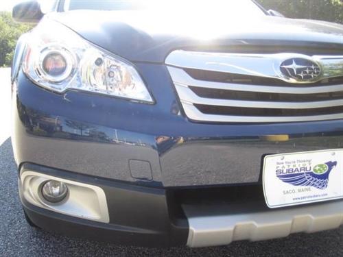 Subaru Outback 2010 photo 1