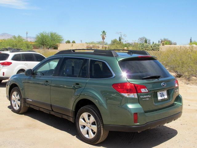 Subaru Outback 2011 photo 34