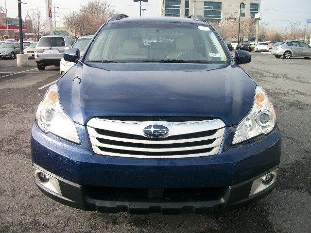 Subaru Outback 2011 photo 1