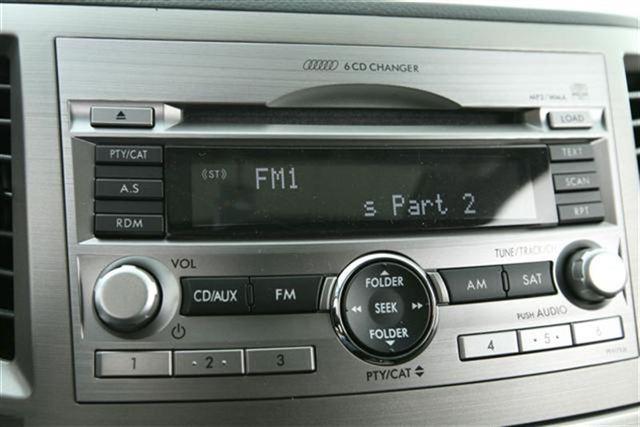 Subaru Outback 2011 photo 4