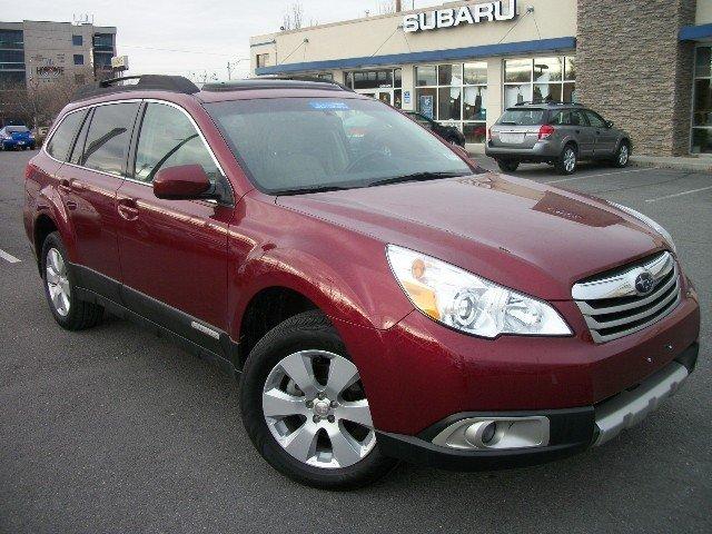 Subaru Outback 2011 photo 1
