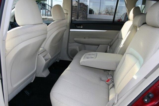 Subaru Outback 2011 photo 5