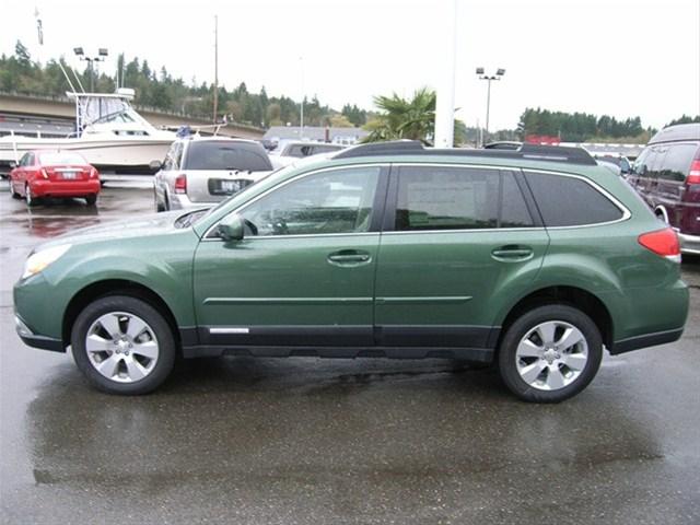Subaru Outback 2012 photo 2
