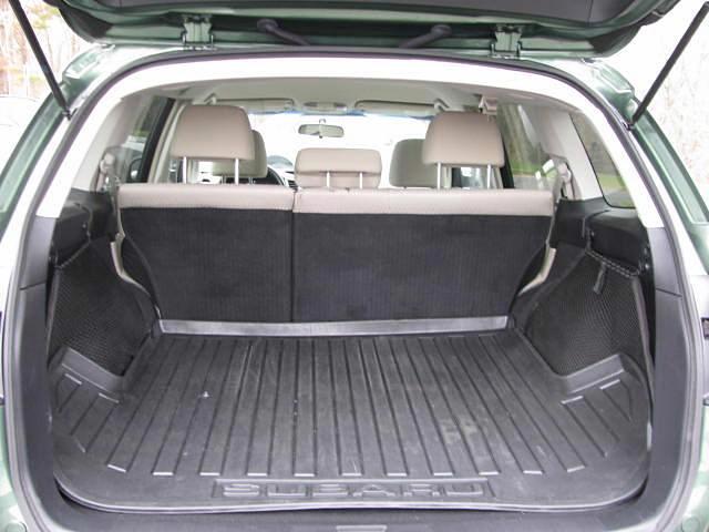 Subaru Outback 2012 photo 14
