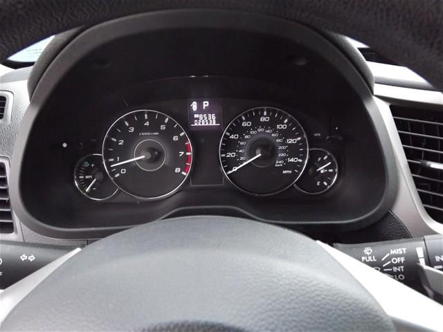 Subaru Outback 2012 photo 4