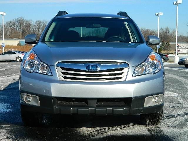 Subaru Outback 2012 photo 4