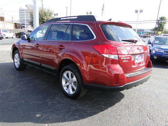 Subaru Outback 2013 photo 3