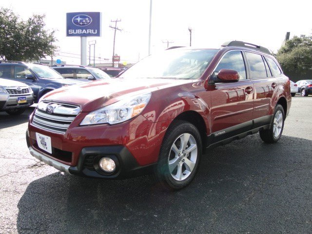 Subaru Outback 2013 photo 1