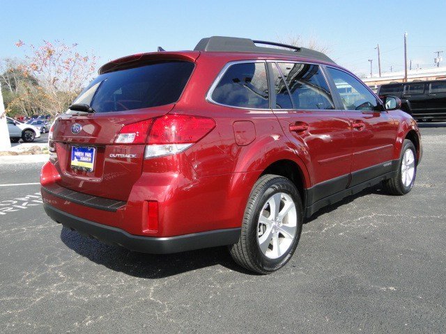 Subaru Outback 2013 photo 4