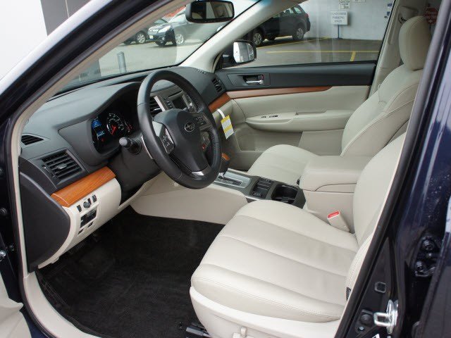 Subaru Outback 2013 photo 3