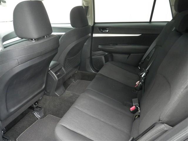 Subaru Outback 2013 photo 3