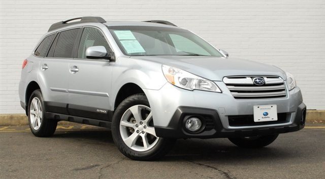 Subaru Outback 2013 photo 1
