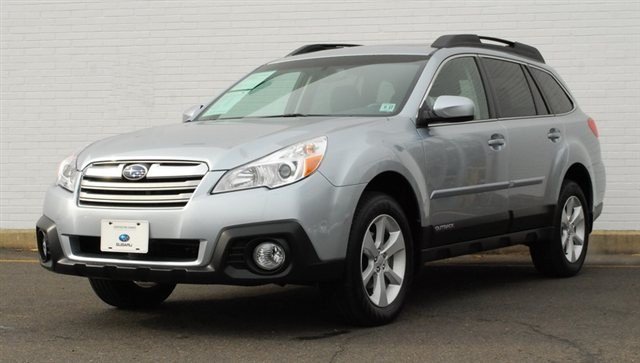 Subaru Outback 2013 photo 2
