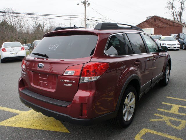 Subaru Outback 2013 photo 1