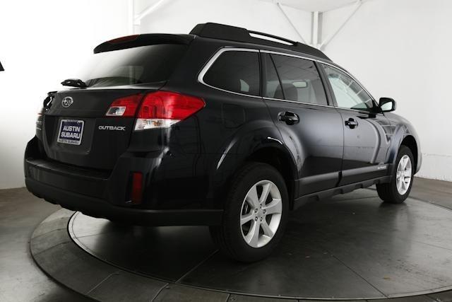 Subaru Outback 2014 photo 2