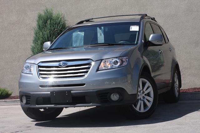 Subaru Tribeca 2011 photo 4