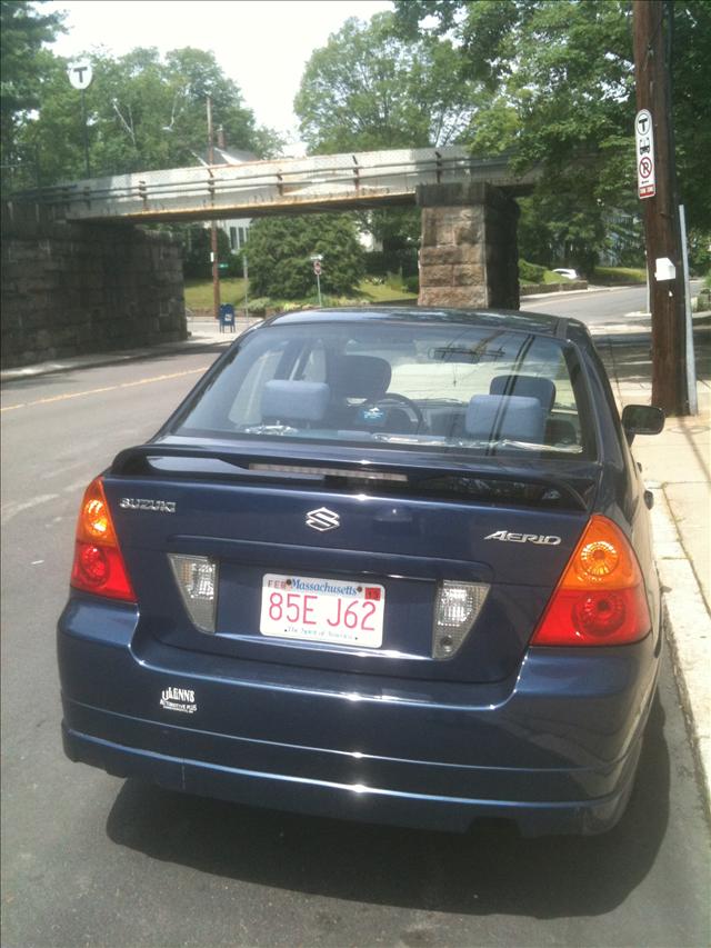 Suzuki Aerio 2002 photo 1