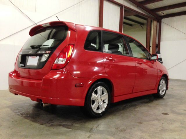 Suzuki Aerio AWD, REAR DVD, Navigation, 3RD ROW, Mem/heat Seats Hatchback