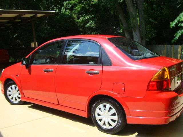 Suzuki Aerio 2003 photo 2