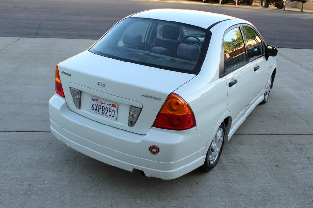 Suzuki Aerio 2003 photo 6