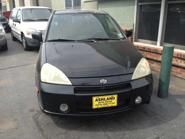 Suzuki Aerio 2003 photo 4