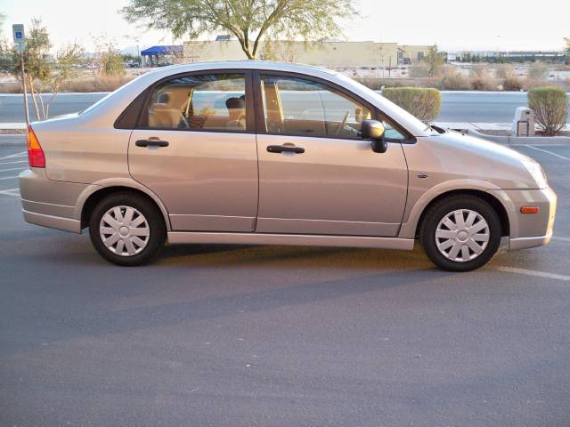 Suzuki Aerio 2004 photo 5