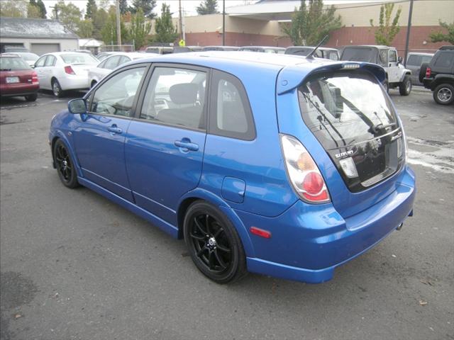 Suzuki Aerio 2005 photo 2
