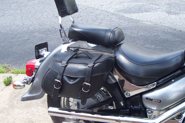 Suzuki BOULEVARD C50 2006 photo 2