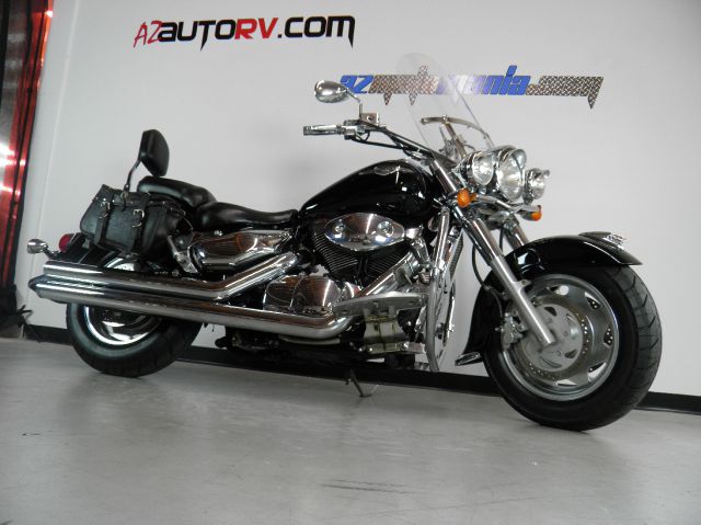 Suzuki BOULEVARD C90T 2005 photo 3