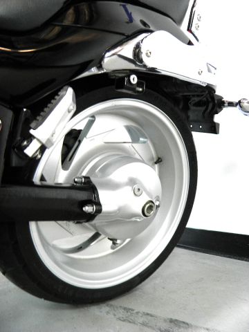 Suzuki BOULEVARD M109R 2006 photo 1