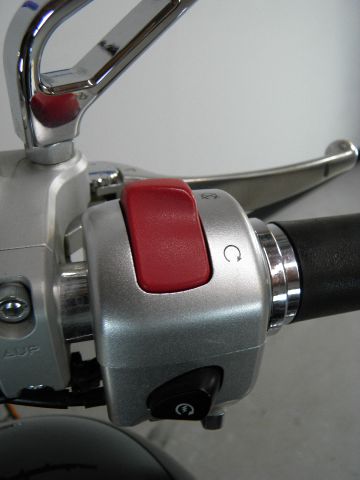 Suzuki BOULEVARD M109R 2006 photo 13