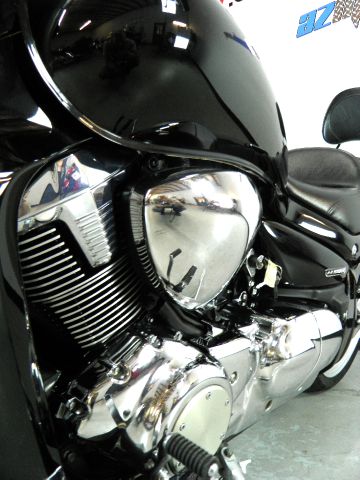 Suzuki BOULEVARD M109R 2006 photo 21