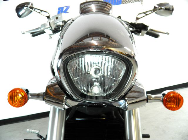 Suzuki BOULEVARD M109R 2006 photo 23