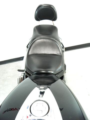 Suzuki BOULEVARD M109R 2006 photo 29