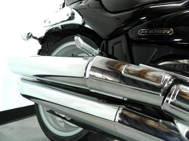 Suzuki BOULEVARD M109R 2006 photo 8