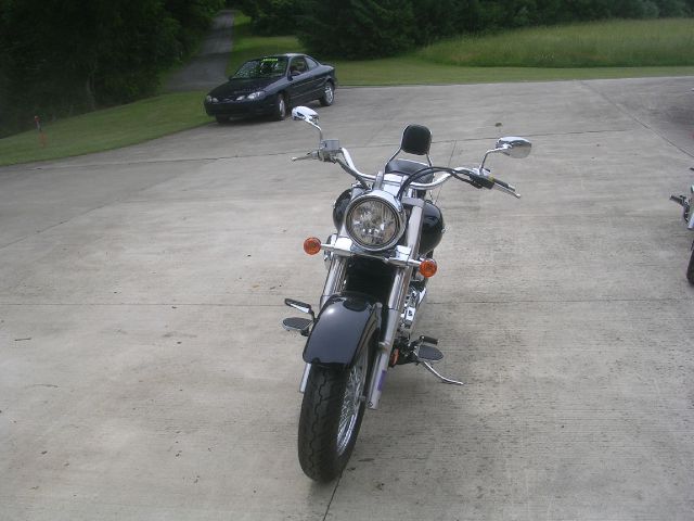 Suzuki Boulevard 2007 photo 1