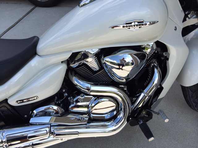 Suzuki Boulevard 2007 photo 1